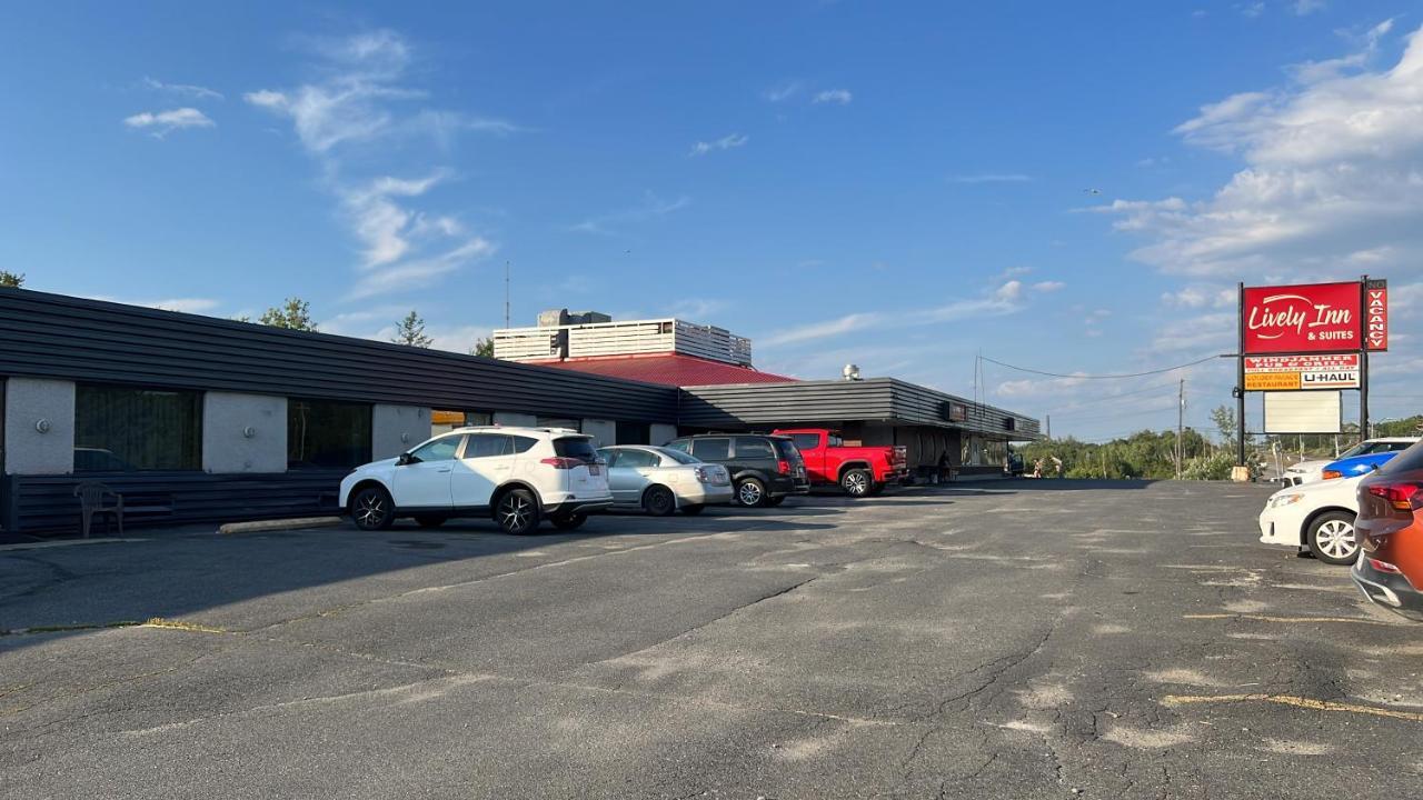 Lively Inn And Suites - Sudbury Naughton Kültér fotó