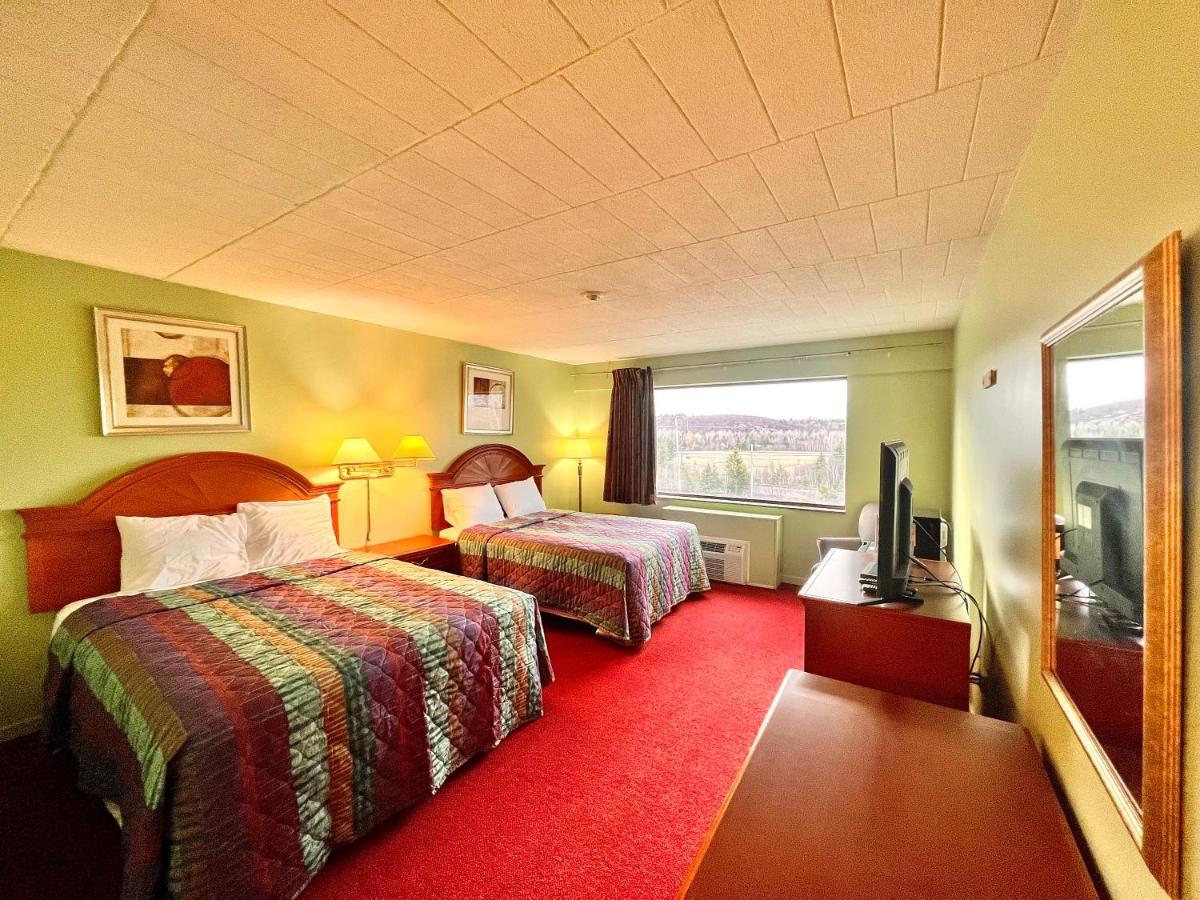 Lively Inn And Suites - Sudbury Naughton Kültér fotó