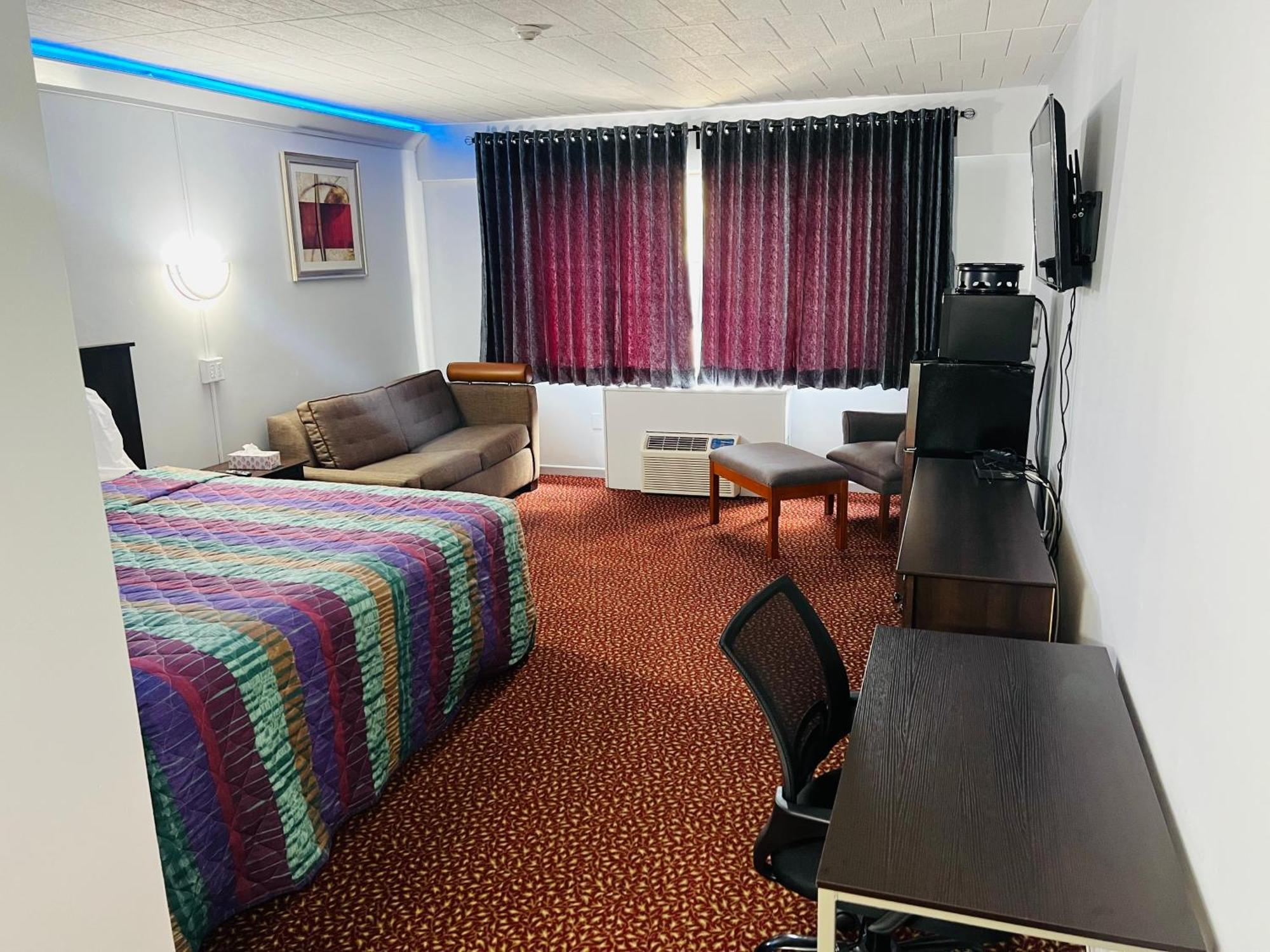 Lively Inn And Suites - Sudbury Naughton Kültér fotó