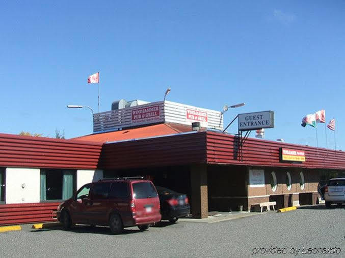 Lively Inn And Suites - Sudbury Naughton Kültér fotó